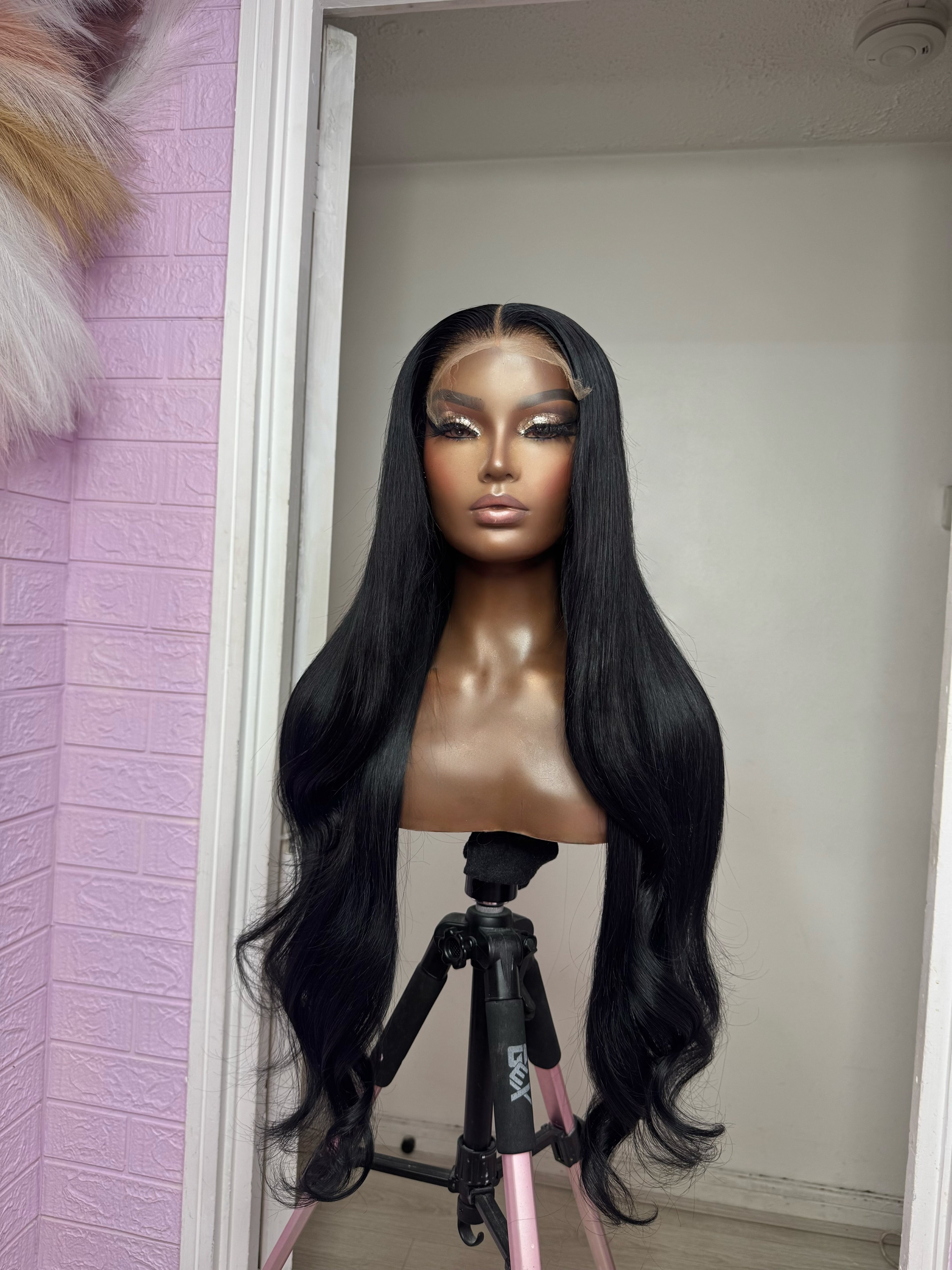 Mya 6x6 Glueless jet black wig